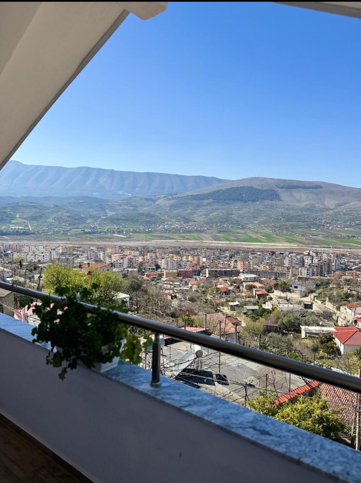 Guesthouse & Hospitality Berat Exterior foto
